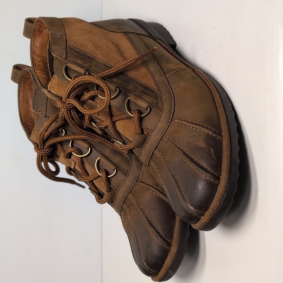 UGG Heather lace up bootie boots women's size 9 EU 40 - Picture 2 of 16